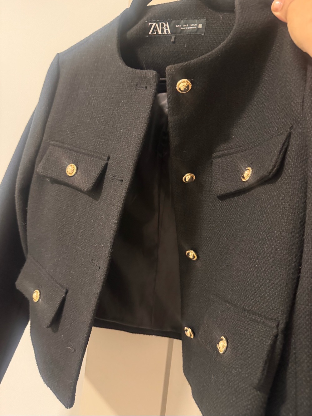 Zara Black Bouclé Cropped Blazer with Gold Buttons - Picture 2 of 3